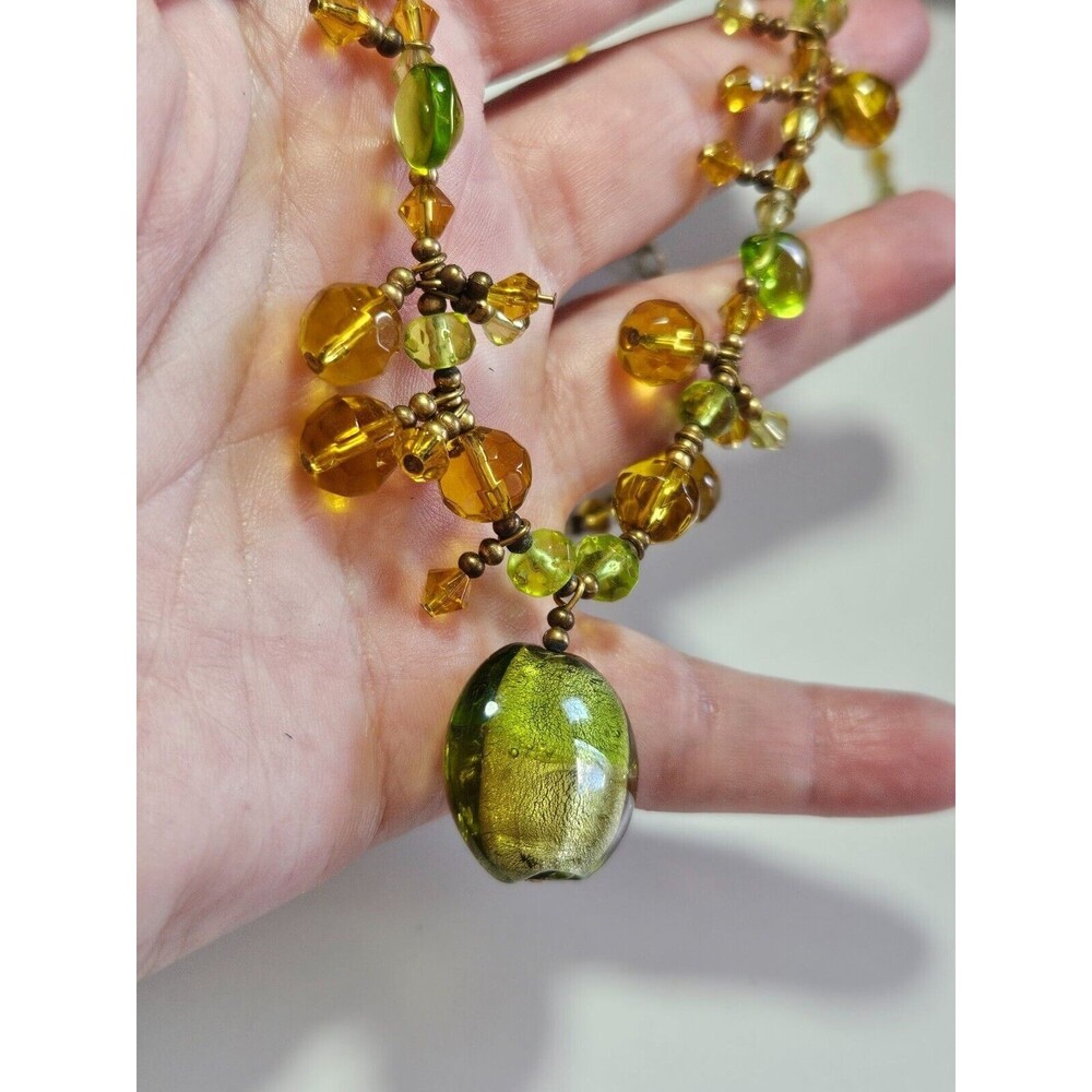 Silver tone necklace with green and yellow 19-21"